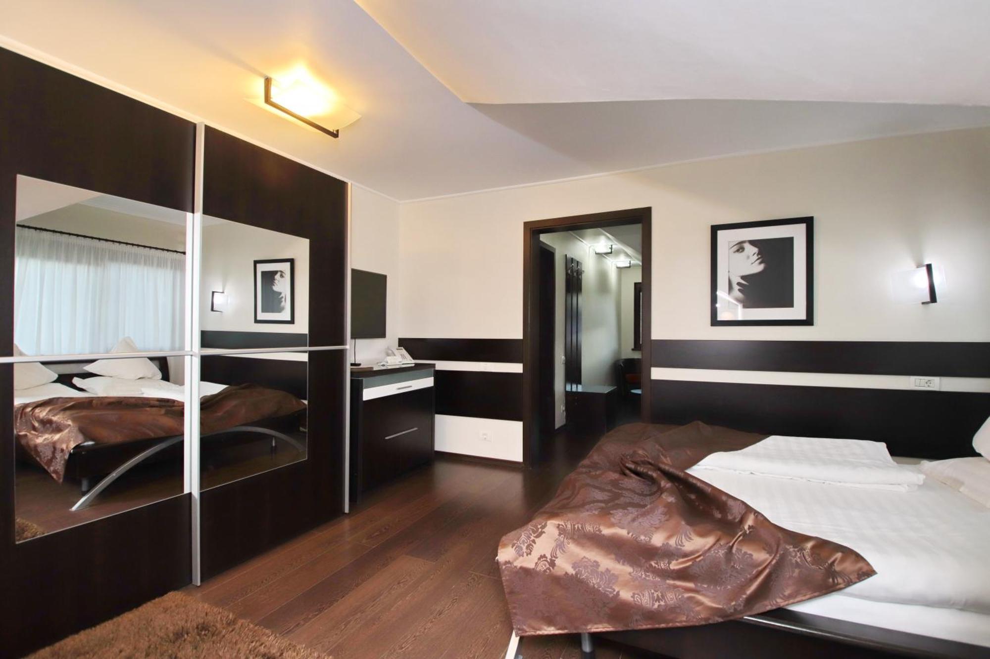 Complex Cochet Otel Buşteni Dış mekan fotoğraf