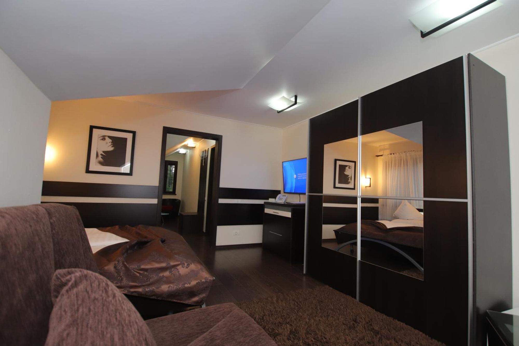 Complex Cochet Otel Buşteni Dış mekan fotoğraf