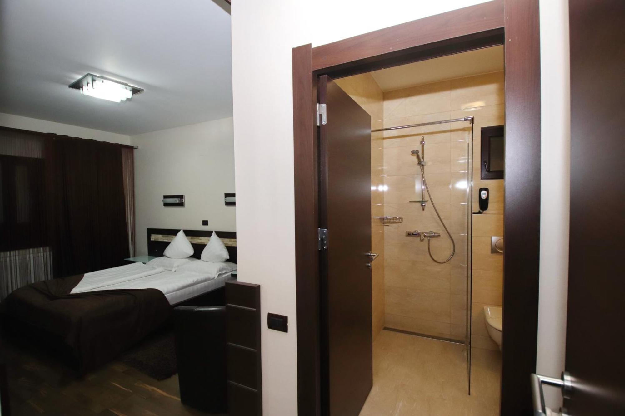 Complex Cochet Otel Buşteni Dış mekan fotoğraf