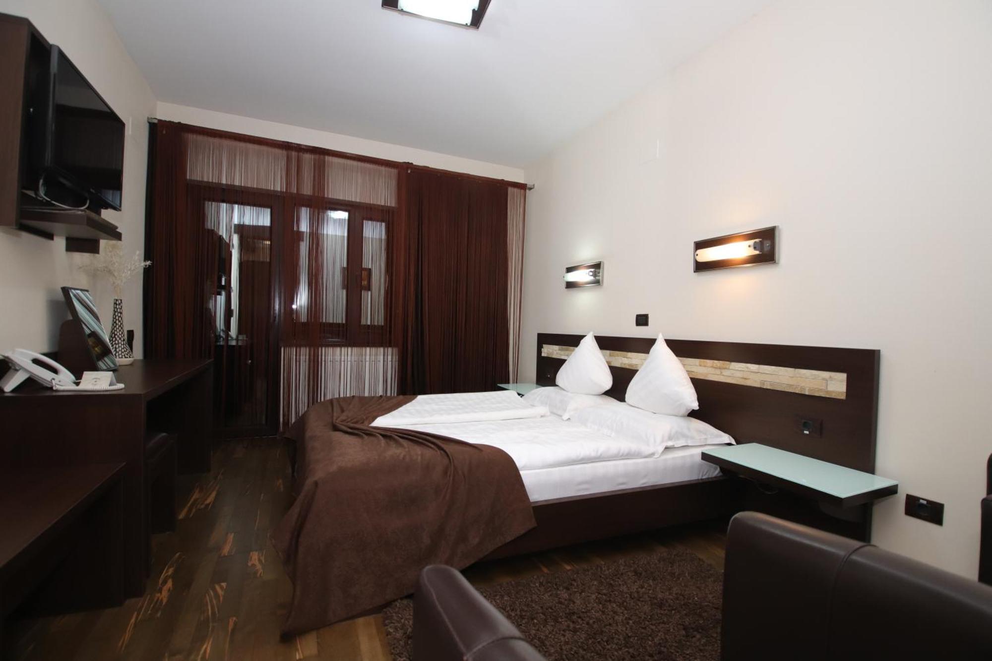 Complex Cochet Otel Buşteni Dış mekan fotoğraf