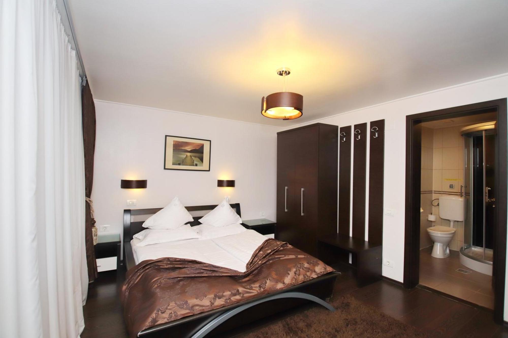 Complex Cochet Otel Buşteni Dış mekan fotoğraf