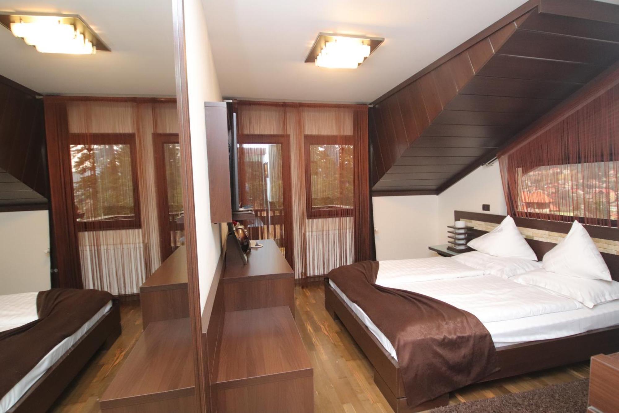 Complex Cochet Otel Buşteni Dış mekan fotoğraf