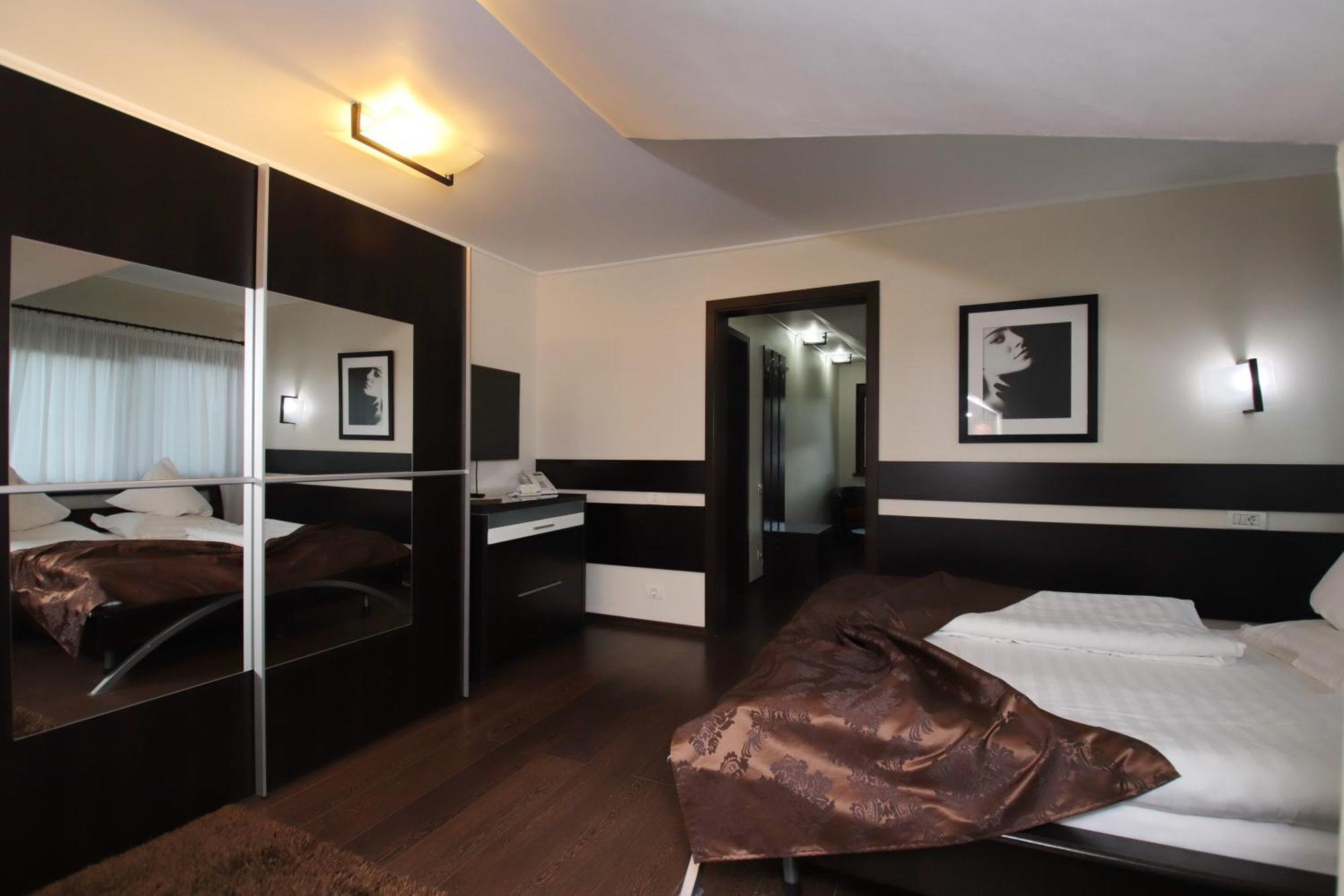 Complex Cochet Otel Buşteni Dış mekan fotoğraf