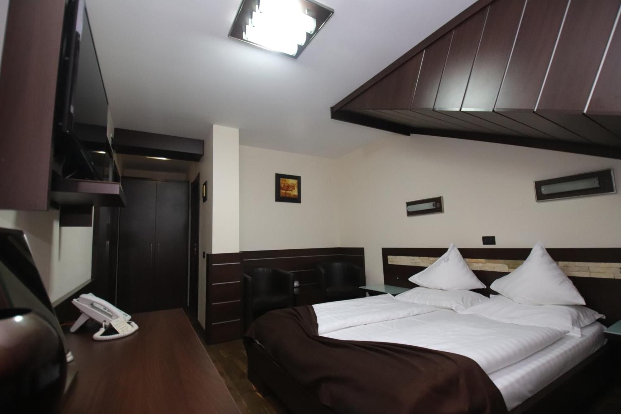 Complex Cochet Otel Buşteni Dış mekan fotoğraf